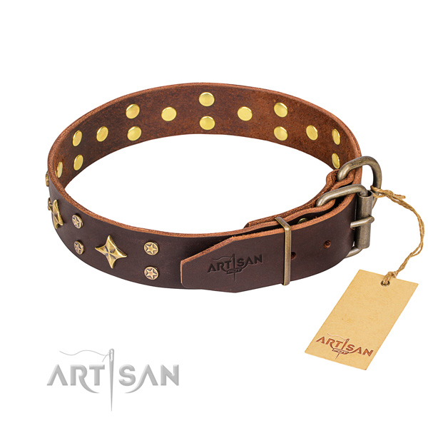 Handy use full grain leather collar with studs for your doggie