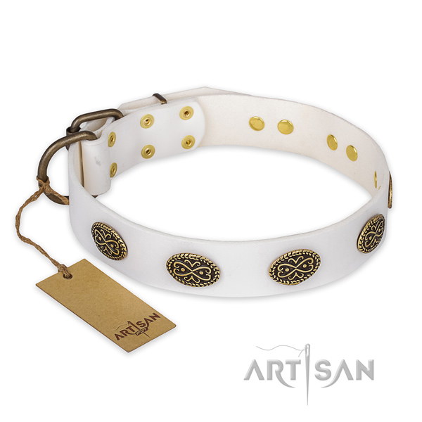 Extraordinary genuine leather dog collar with rust-proof traditional buckle
