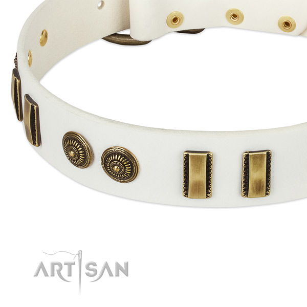 Rust resistant D-ring on full grain leather dog collar for your doggie