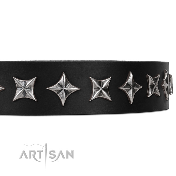 Daily use embellished dog collar of best quality leather