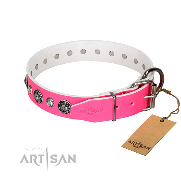 Top rate full grain genuine leather dog collar with corrosion proof traditional buckle