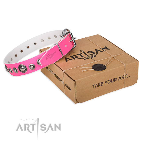 Full grain genuine leather dog collar made of top rate material with rust-proof traditional buckle